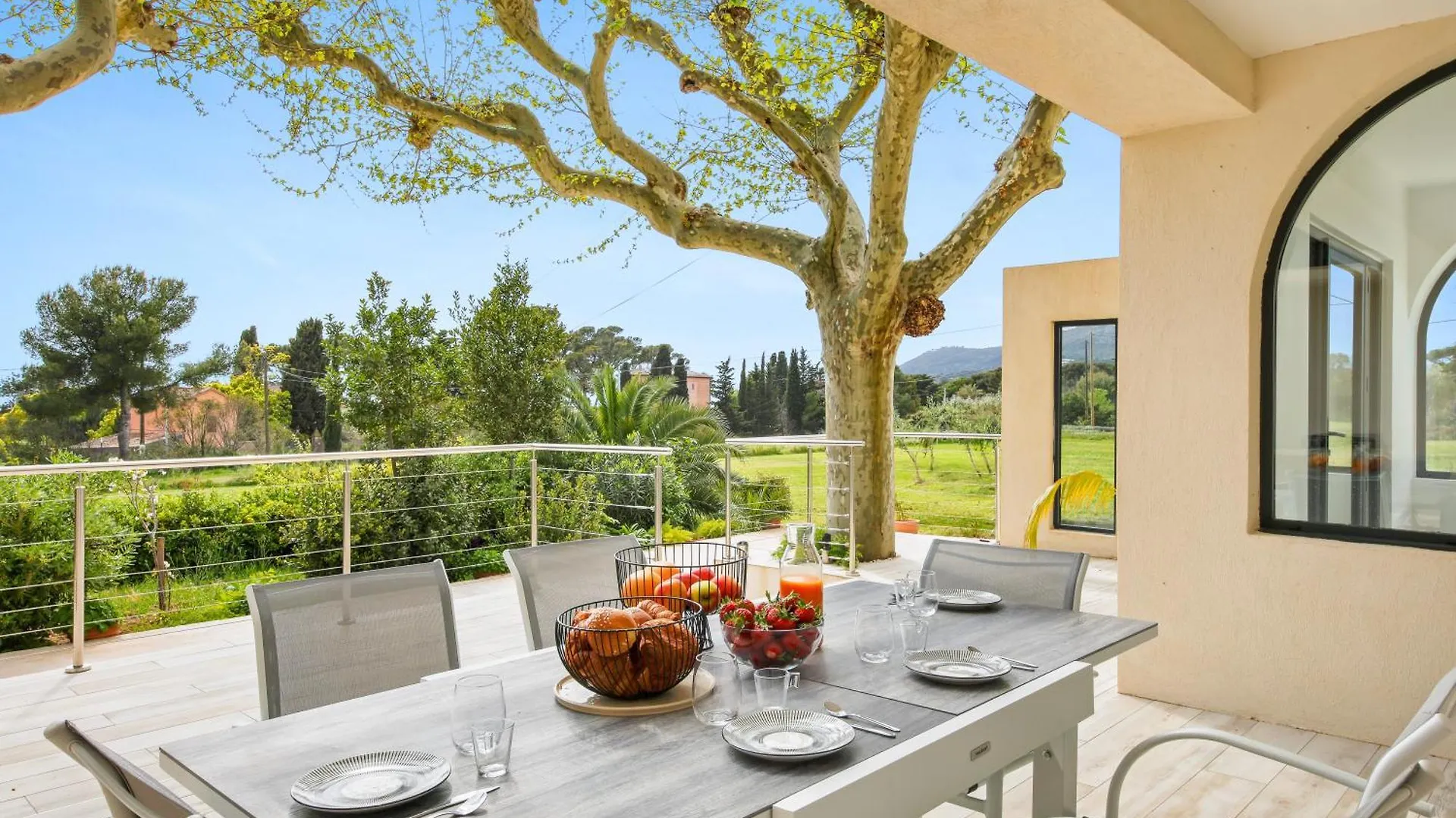 La Mediterranee A Vos Pieds - Vue & Acces Carqueiranne Apartment