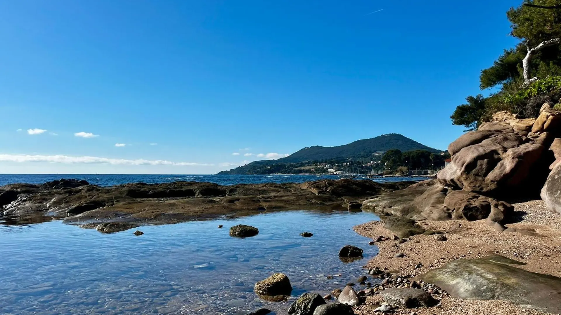La Mediterranee A Vos Pieds - Vue & Acces Carqueiranne 0*,  France